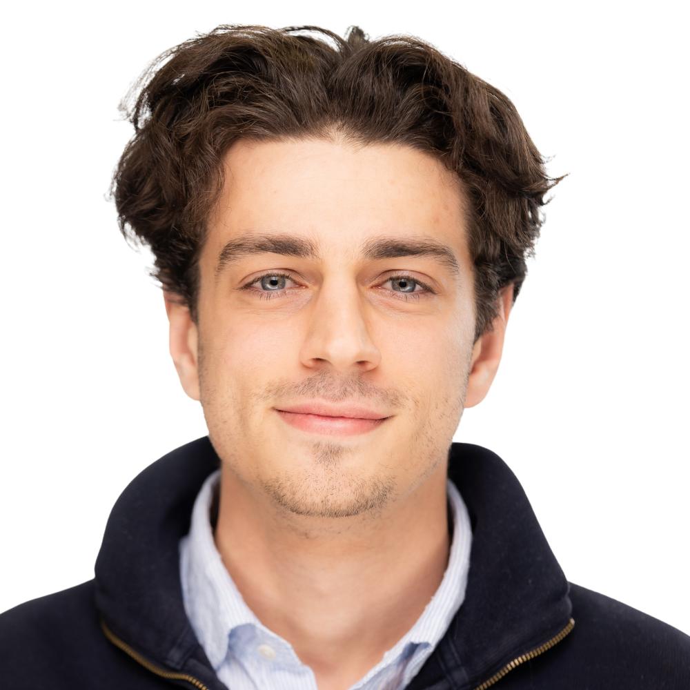 Flavio Lima-Bianchi Head Shot - Research Aanlyst